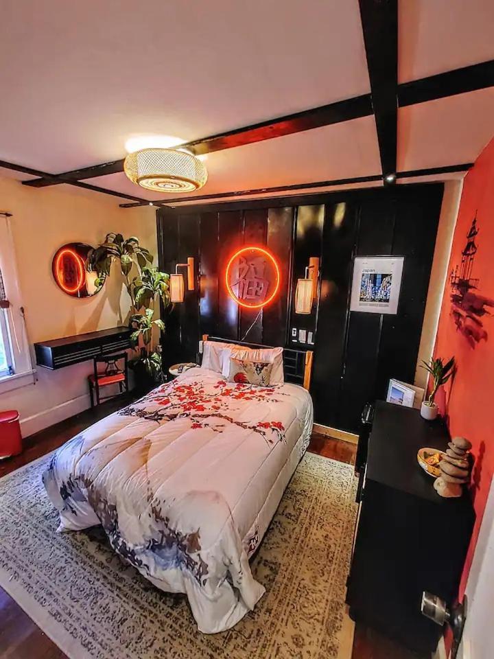 Artistic Design Space For Any Solo Traveler St. Petersburg Esterno foto